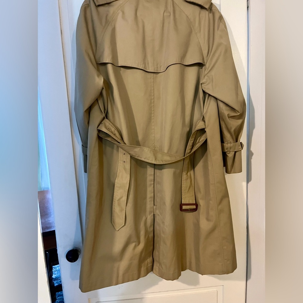 Vintage Burberry Trench - Picture 3 of 10
